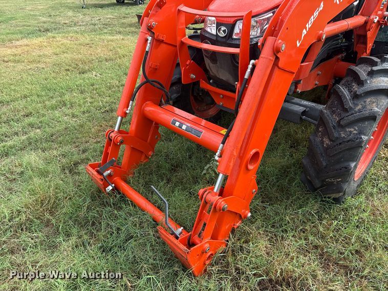 image for item FV2013 2025 Kubota M5-111D MFWD tractor