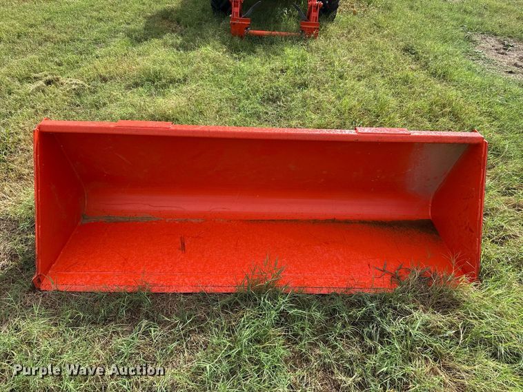 image for item FV2013 2025 Kubota M5-111D MFWD tractor