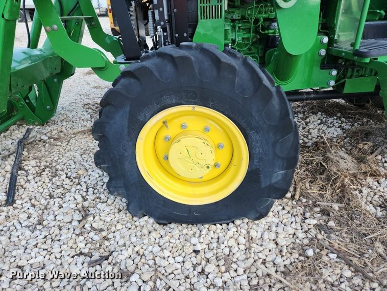 image for item YA4521 2019 John Deere 5055E MFWD tractor