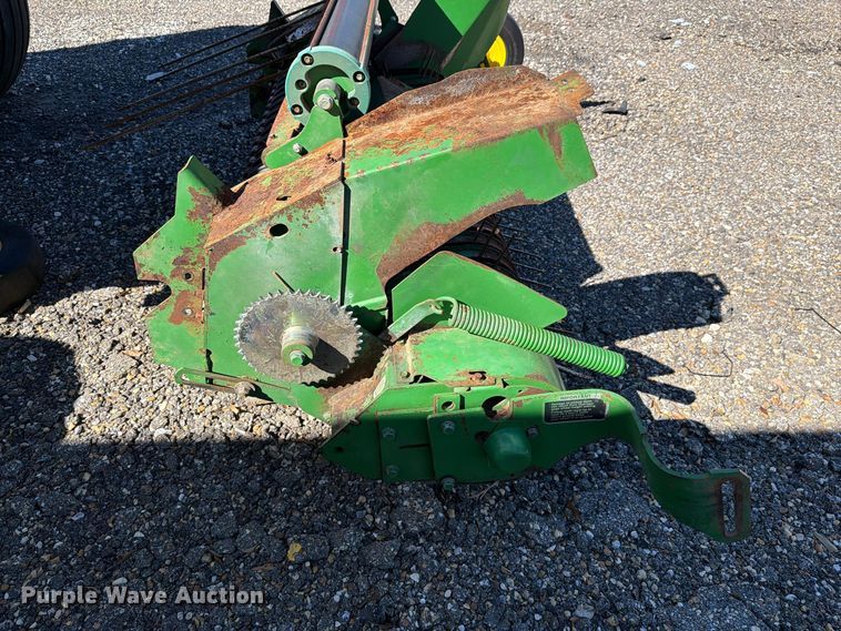 image for item YA5401 2011 John Deere 458 Mega Wide Plus round baler
