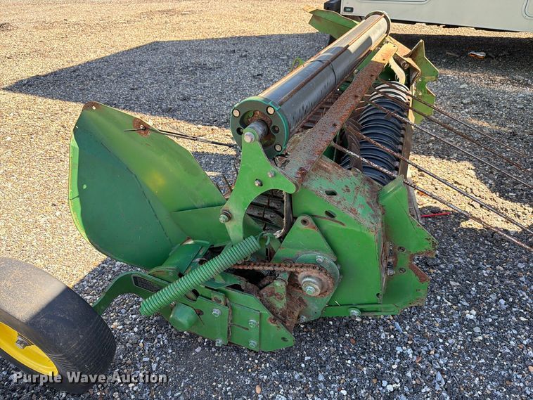 image for item YA5401 2011 John Deere 458 Mega Wide Plus round baler