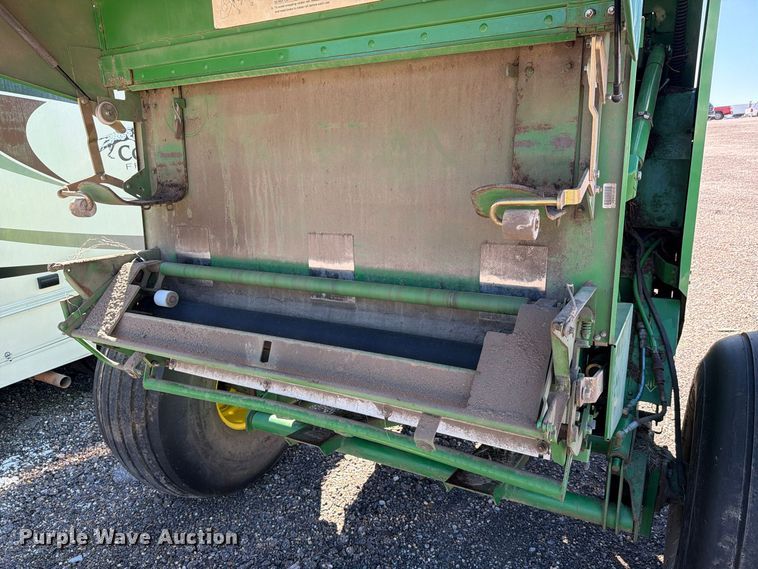 image for item YA5401 2011 John Deere 458 Mega Wide Plus round baler