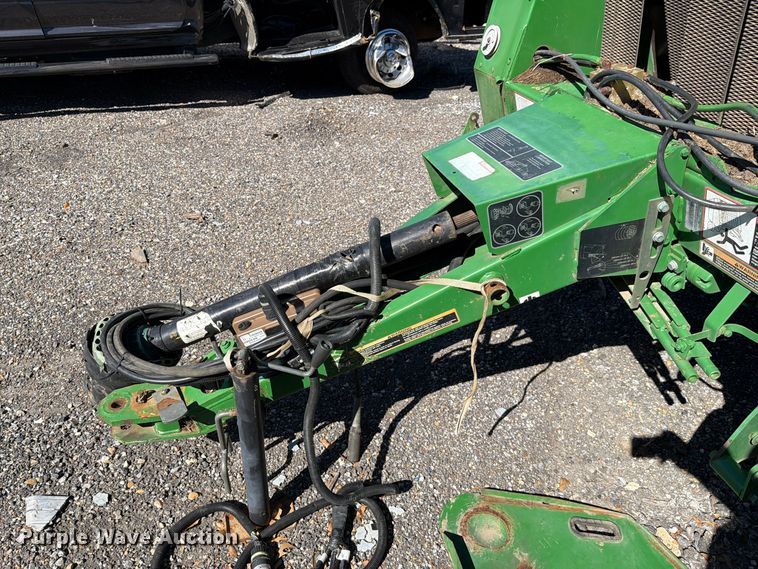 image for item YA5401 2011 John Deere 458 Mega Wide Plus round baler