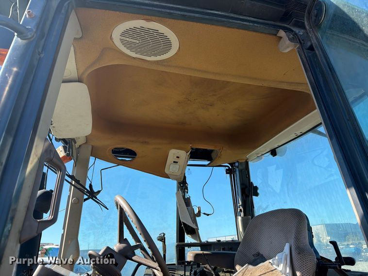 image for item YA5486 2019 John Deere 6130M MFWD tractor