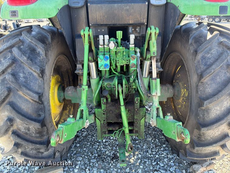 image for item YA5486 2019 John Deere 6130M MFWD tractor