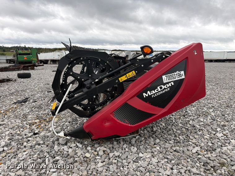 image for item YA5631 2020 MacDon FD140 flex draper head