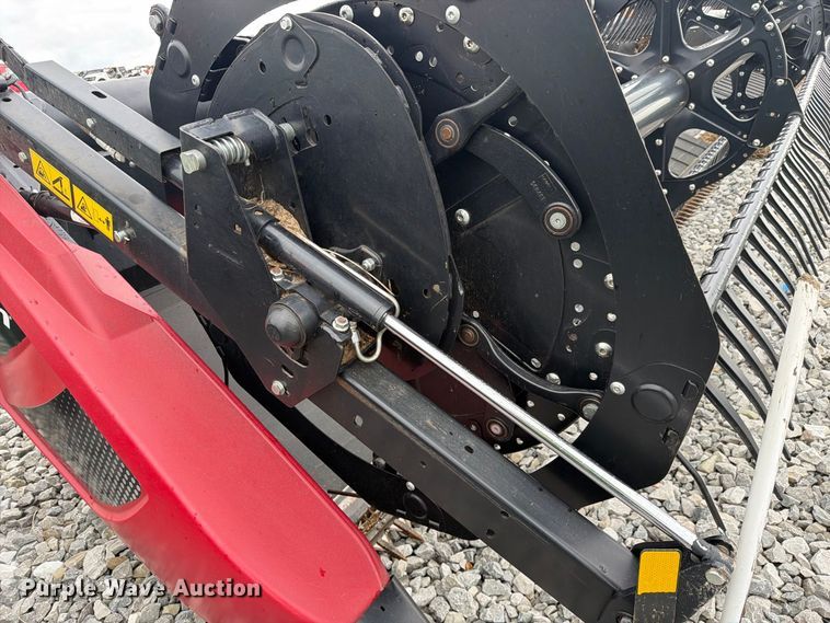image for item YA5631 2020 MacDon FD140 flex draper head