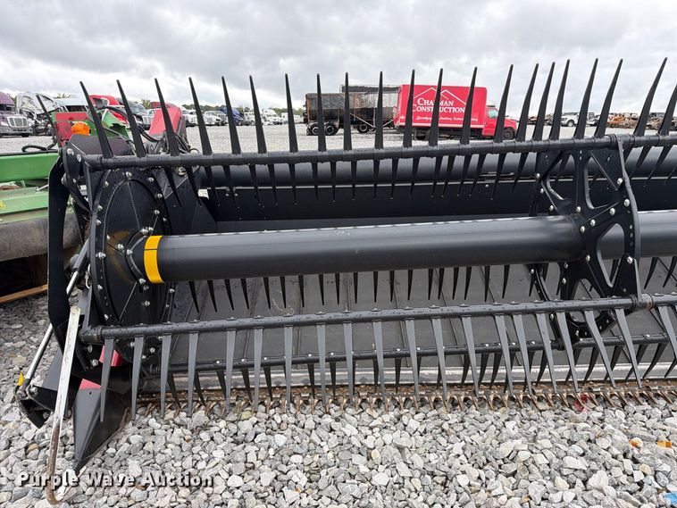 image for item YA5631 2020 MacDon FD140 flex draper head