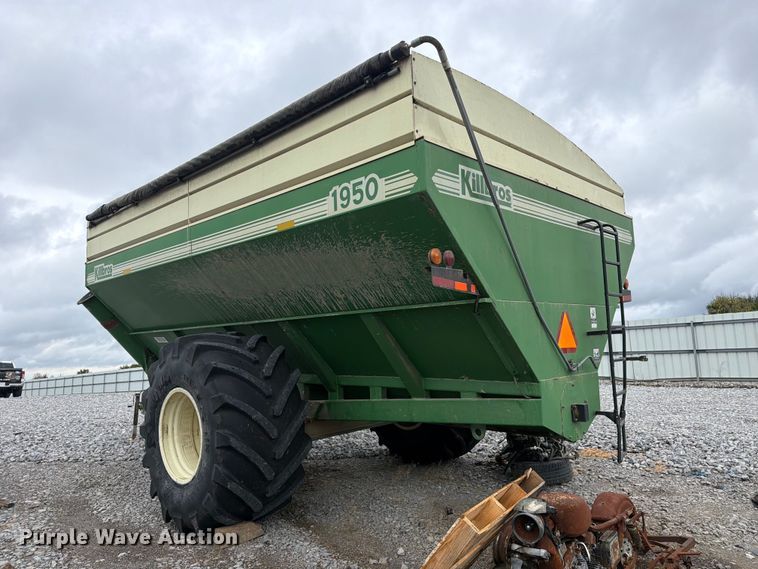 image for item YA5632 Killbros 1950 grain cart