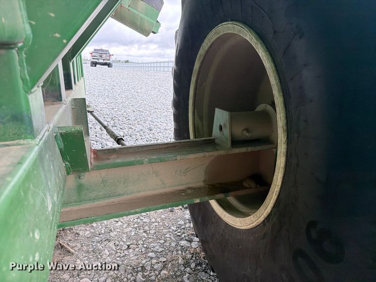 image for item YA5632 Killbros 1950 grain cart