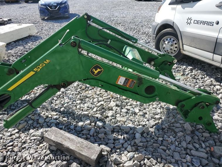 image for item YA5776 2022 John Deere 520M loader
