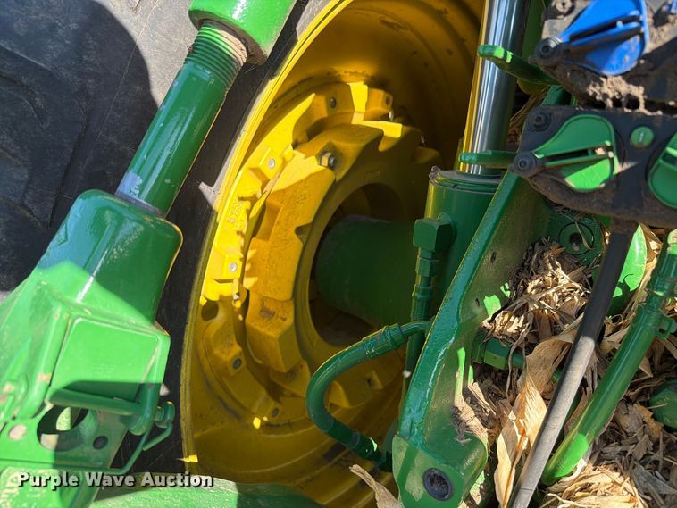 image for item YA5789 2023 John Deere 8R 280 MFWD tractor