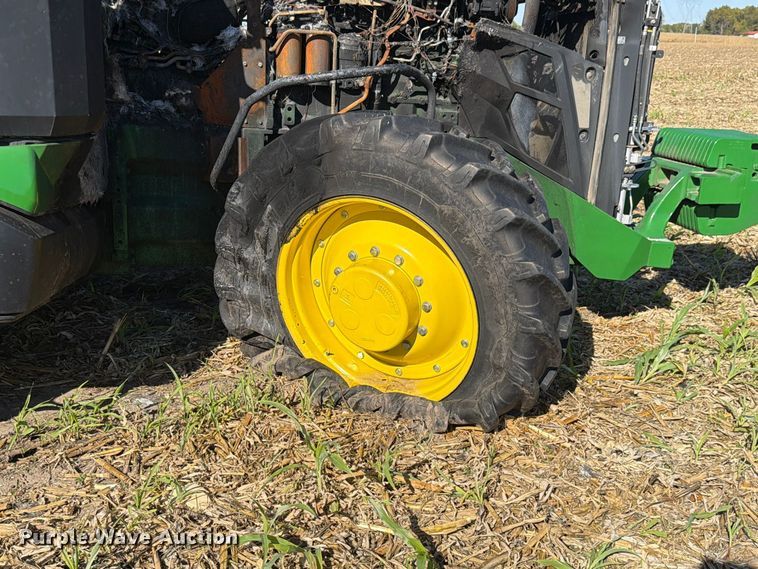 image for item YA5789 2023 John Deere 8R 280 MFWD tractor