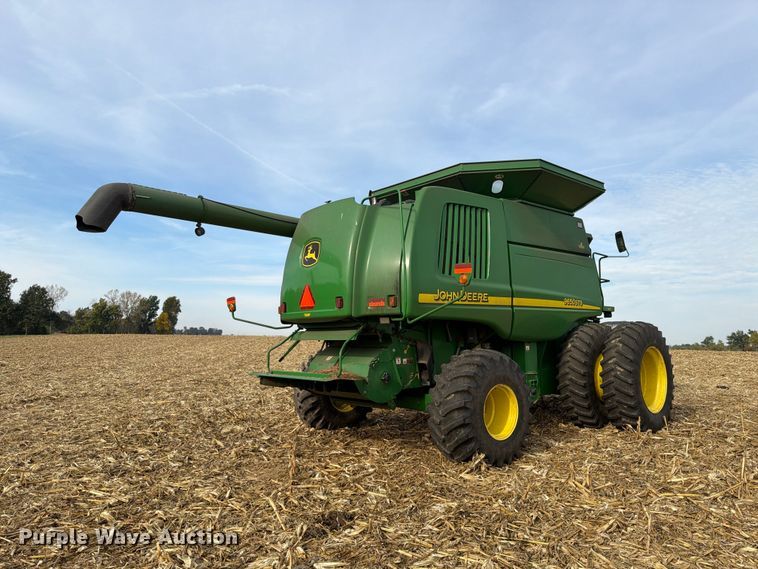 image for item YA5811 2003 John Deere 9650 STS combine