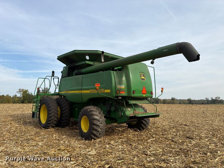 image for item YA5811 2003 John Deere 9650 STS combine