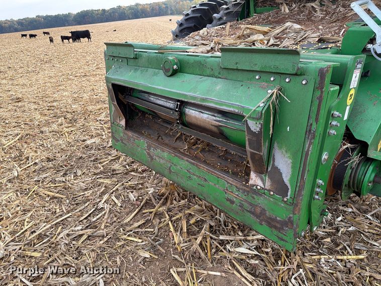 image for item YA5811 2003 John Deere 9650 STS combine
