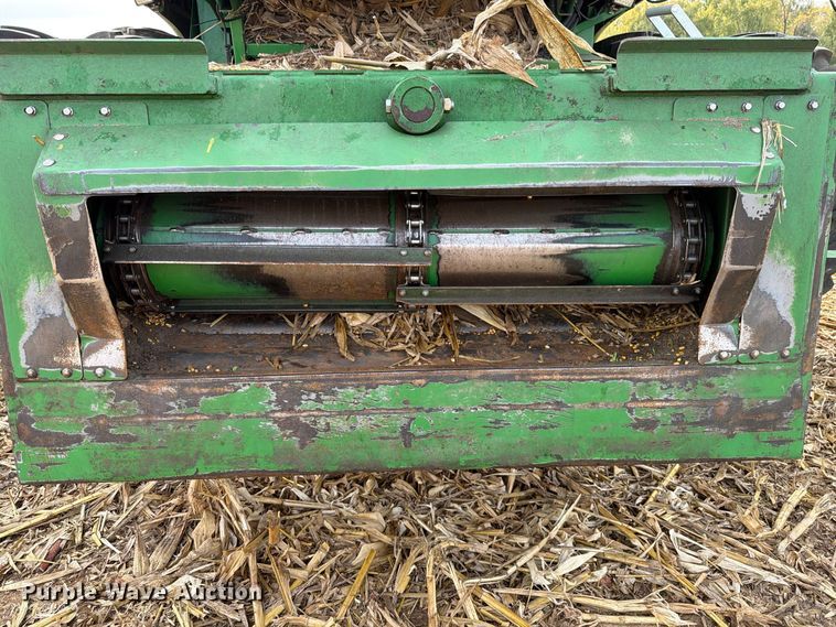 image for item YA5811 2003 John Deere 9650 STS combine