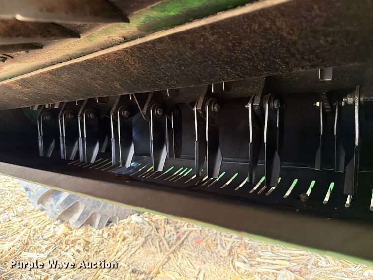 image for item YA5811 2003 John Deere 9650 STS combine