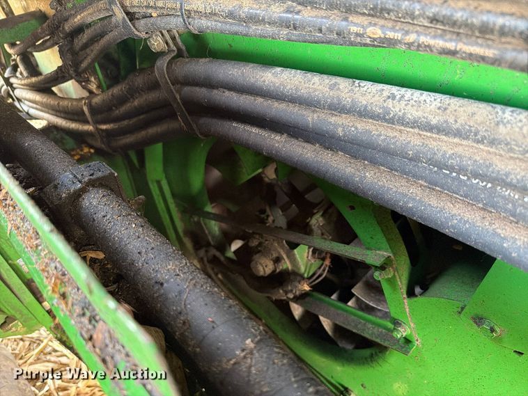image for item YA5811 2003 John Deere 9650 STS combine