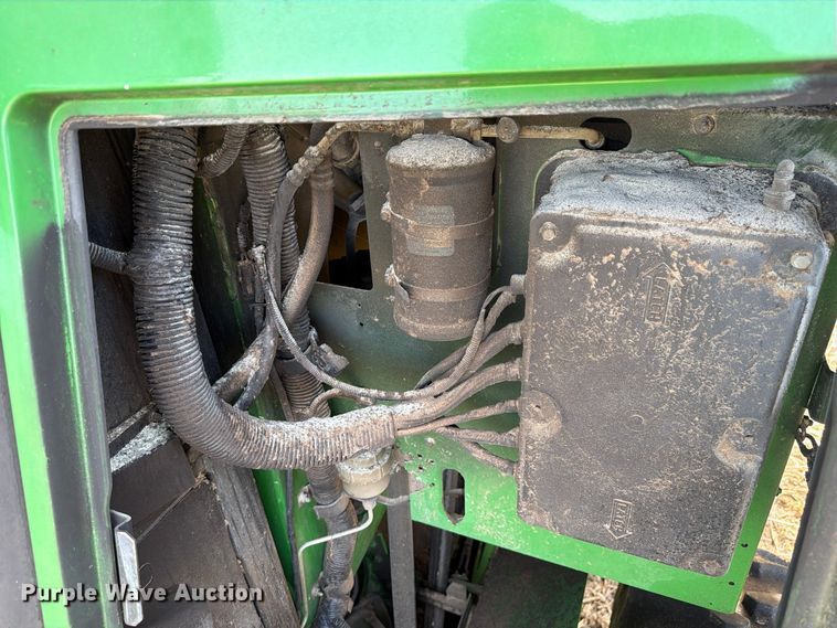 image for item YA5811 2003 John Deere 9650 STS combine