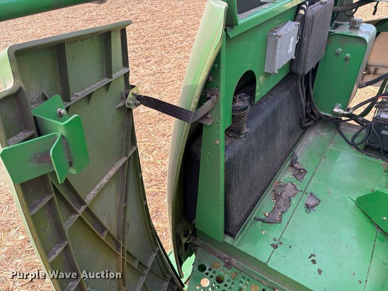image for item YA5811 2003 John Deere 9650 STS combine