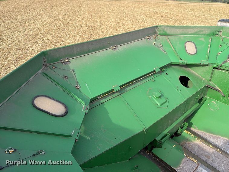 image for item YA5811 2003 John Deere 9650 STS combine
