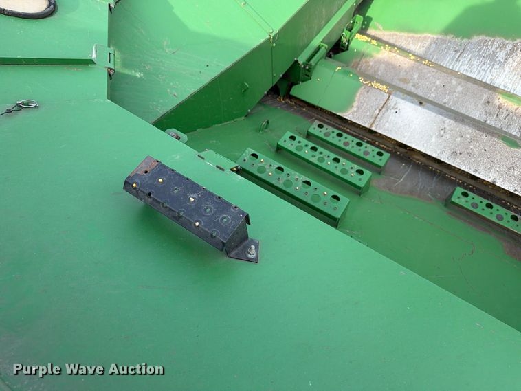 image for item YA5811 2003 John Deere 9650 STS combine