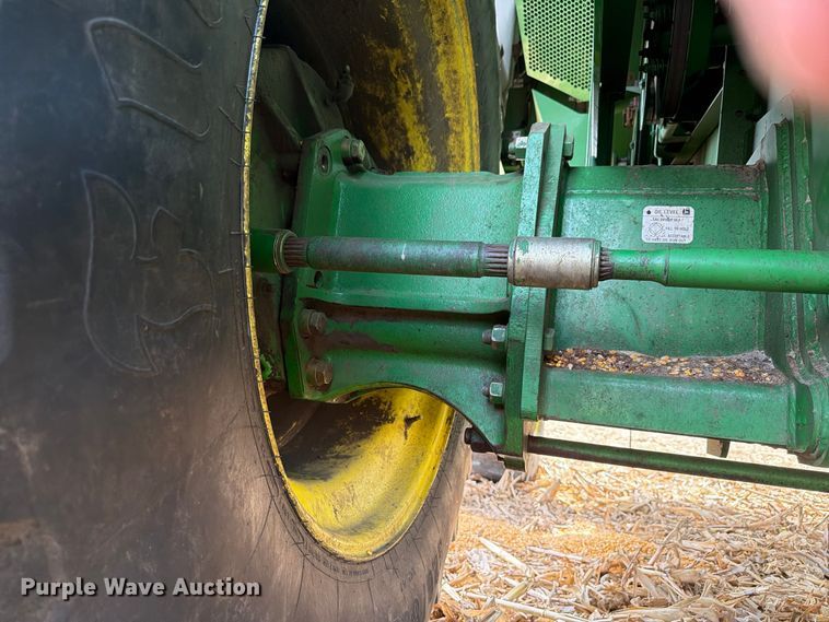 image for item YA5811 2003 John Deere 9650 STS combine
