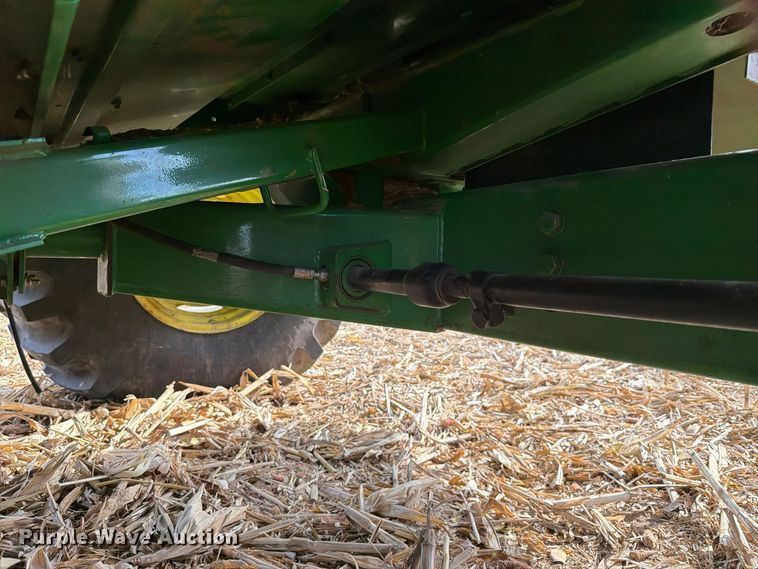 image for item YA5811 2003 John Deere 9650 STS combine