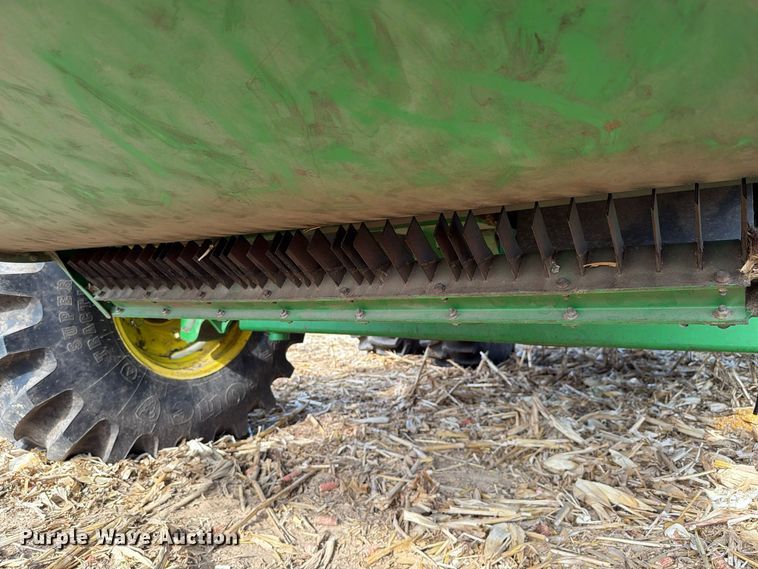 image for item YA5811 2003 John Deere 9650 STS combine