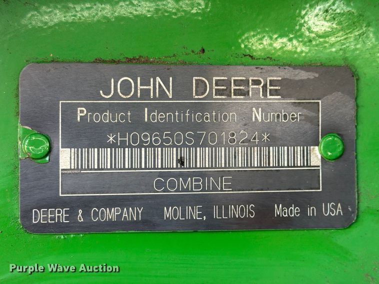 image for item YA5811 2003 John Deere 9650 STS combine
