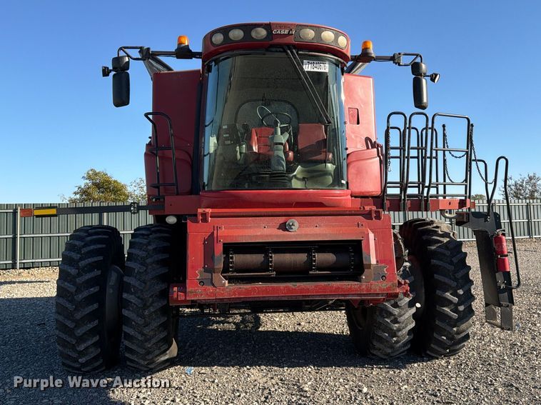image for item YA5813 2010 Case IH 8120 Axial-Flow RWA combine