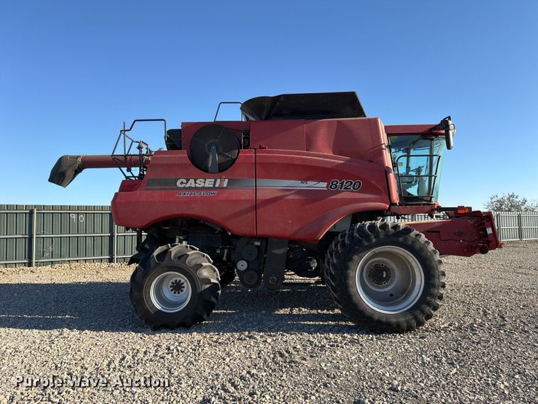 image for item YA5813 2010 Case IH 8120 Axial-Flow RWA combine