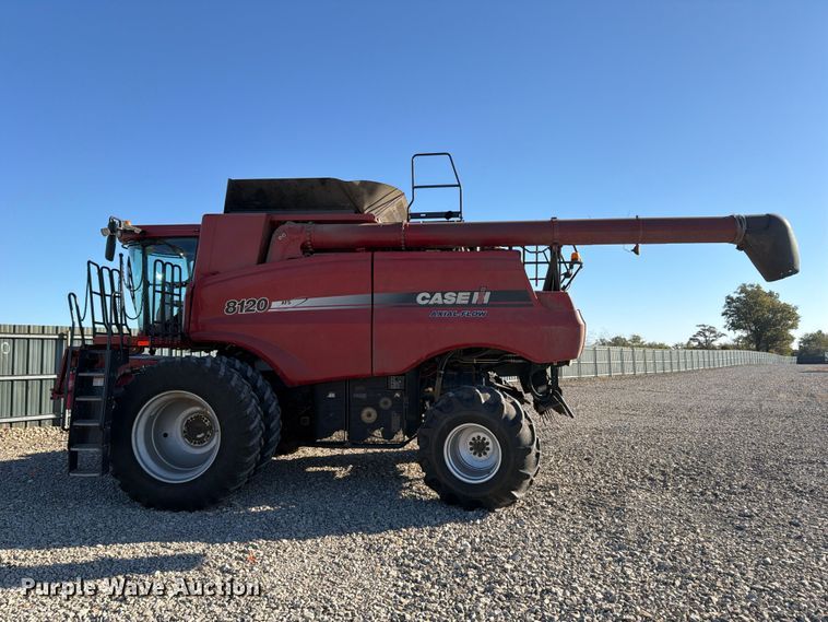 image for item YA5813 2010 Case IH 8120 Axial-Flow RWA combine