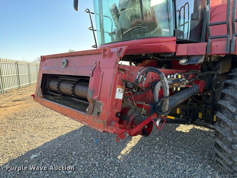 image for item YA5813 2010 Case IH 8120 Axial-Flow RWA combine