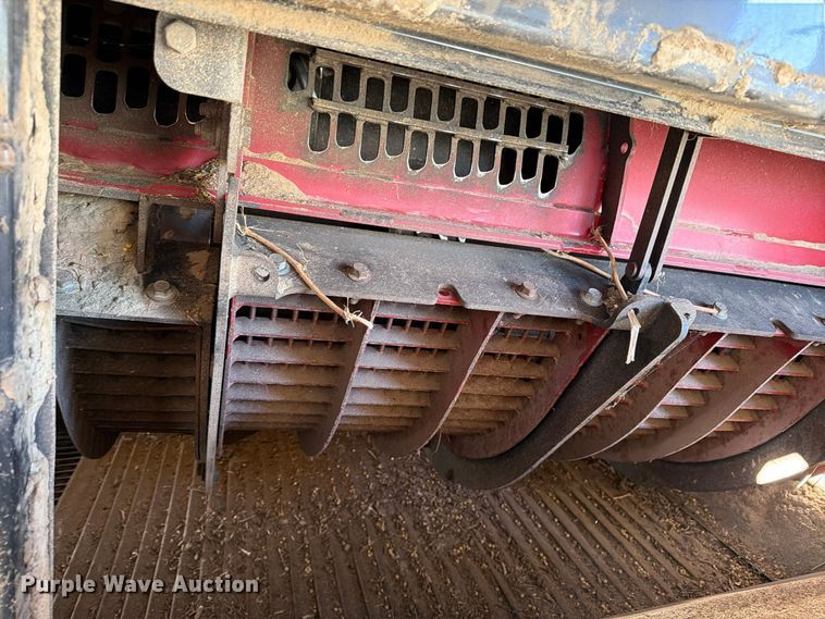 image for item YA5813 2010 Case IH 8120 Axial-Flow RWA combine