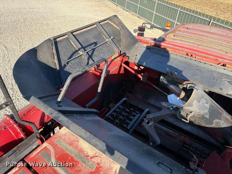 image for item YA5813 2010 Case IH 8120 Axial-Flow RWA combine