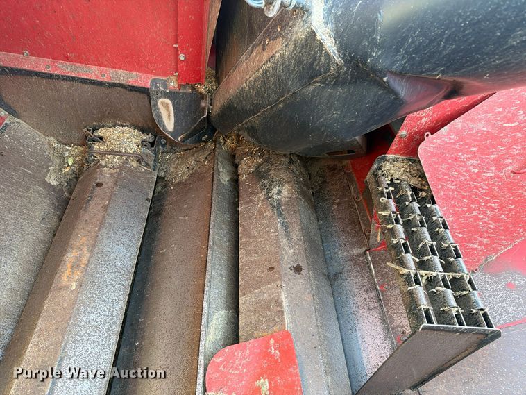 image for item YA5813 2010 Case IH 8120 Axial-Flow RWA combine