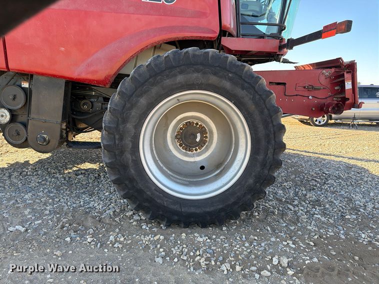 image for item YA5813 2010 Case IH 8120 Axial-Flow RWA combine
