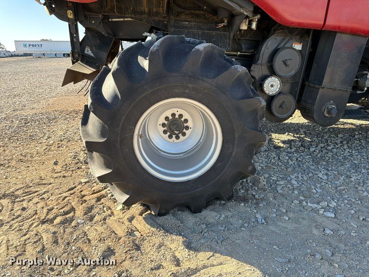 image for item YA5813 2010 Case IH 8120 Axial-Flow RWA combine
