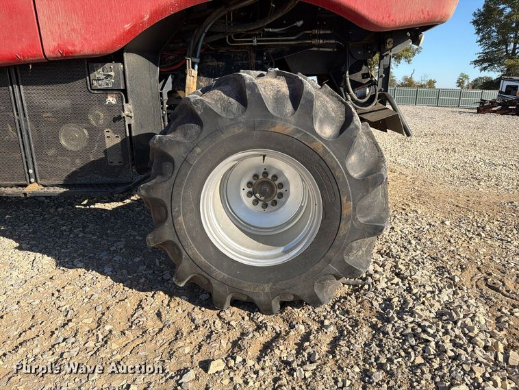 image for item YA5813 2010 Case IH 8120 Axial-Flow RWA combine
