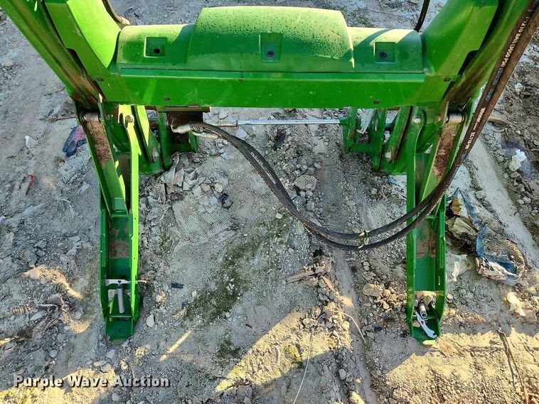 image for item YA5880 2023 John Deere 520M loader