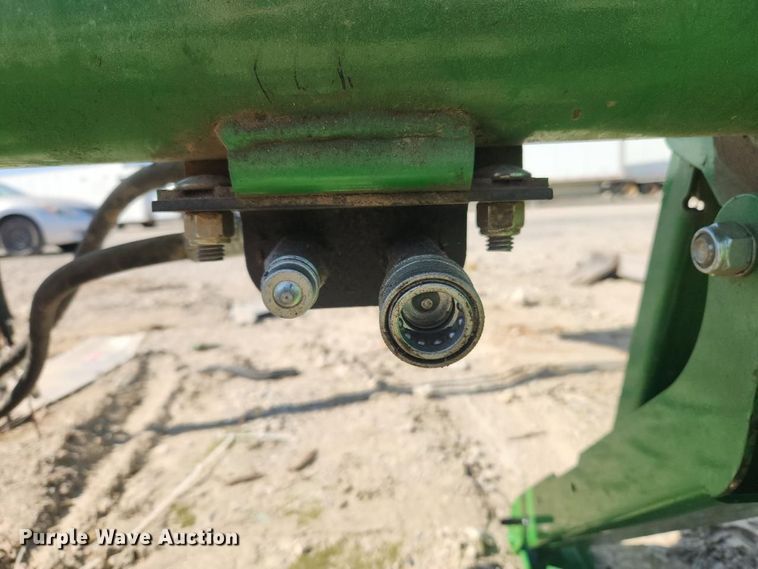 image for item YA5880 2023 John Deere 520M loader