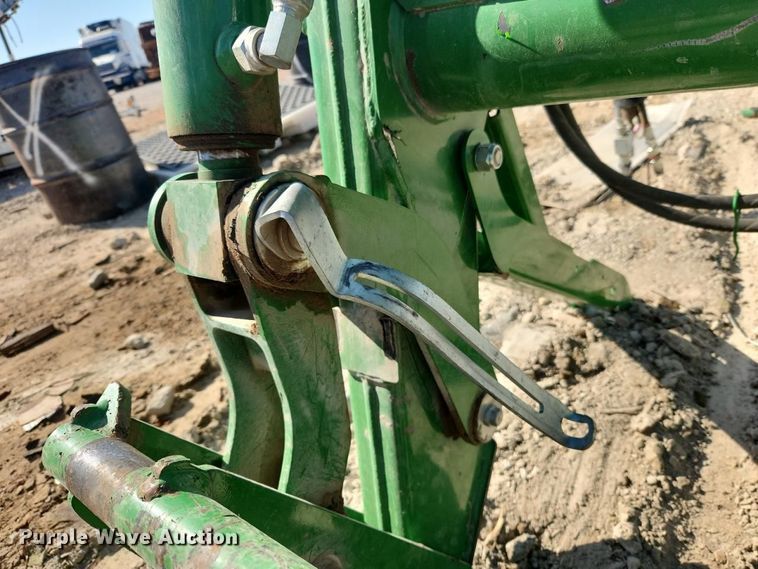 image for item YA5880 2023 John Deere 520M loader