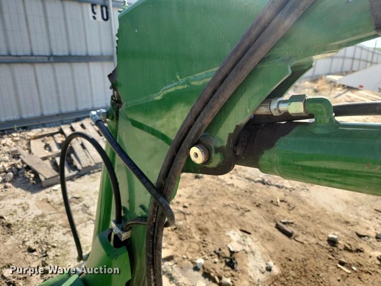image for item YA5880 2023 John Deere 520M loader