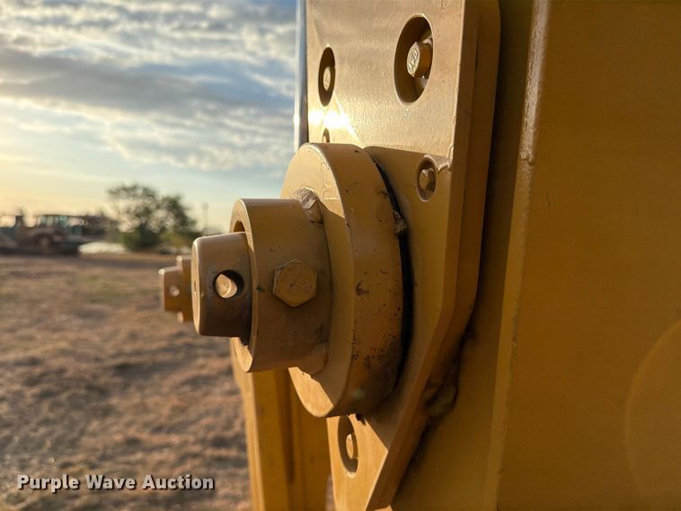 image for item FN3505 2020 Caterpillar 320 excavator