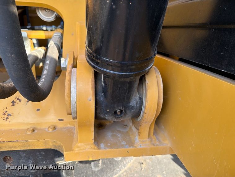 image for item FN3505 2020 Caterpillar 320 excavator