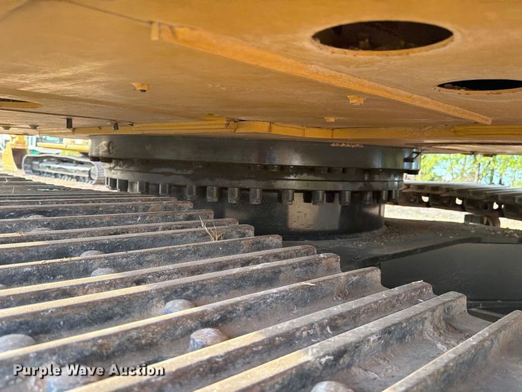 image for item FN3505 2020 Caterpillar 320 excavator