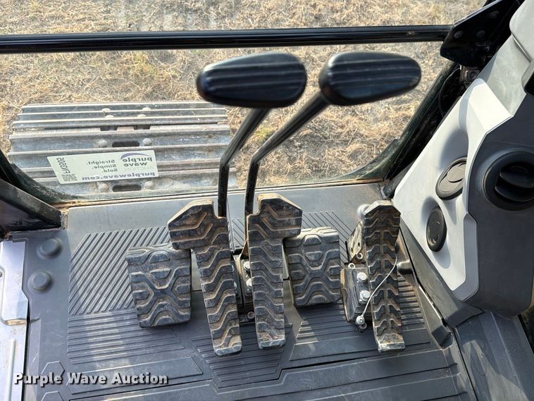 image for item FN3505 2020 Caterpillar 320 excavator