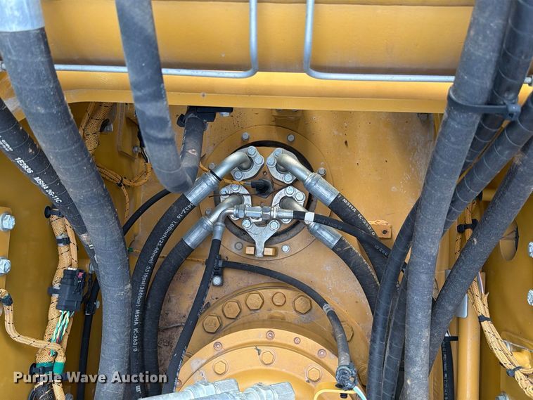 image for item FN3505 2020 Caterpillar 320 excavator
